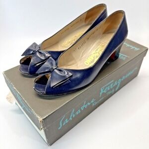 Vtg Salvatore Ferragamo Patty Pump Heel Women 5.5 B Blue Leather Bow Italy w Box